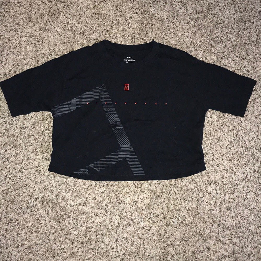NIKE CROP TOP
